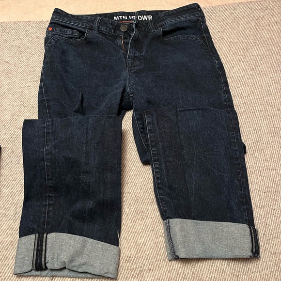 Mountain hardwear jeans, Mens 30x32 - Picture 1 of 2